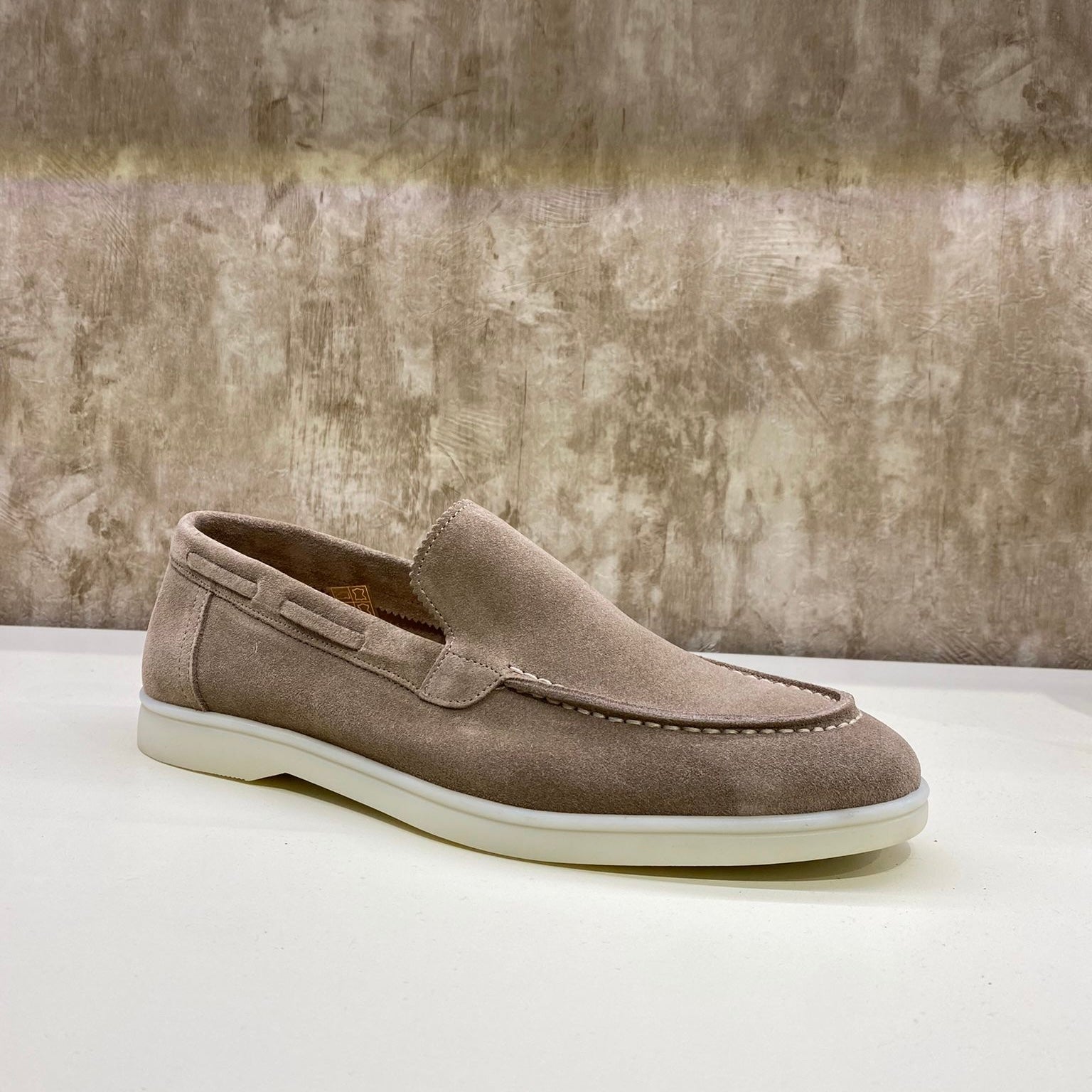 SLIP - ON YACTH LOAFERS - BEIGE - Magnoir | Premium Men's Fashion